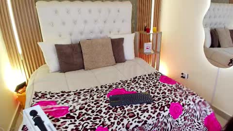 Tiffany and Bengie online show from March 2026 08:47:02 PM