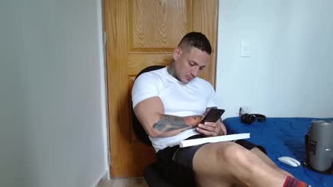 benjamin_isaac online show from February 2025 03:42:02 PM