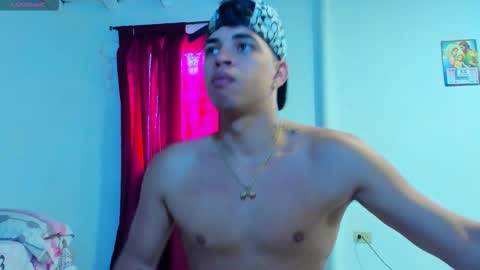 Snapshot of benjamin_more24 chatting on February 2026 03:10:01 PM benjamin more24 online show from February 2026 03:10:01 PM