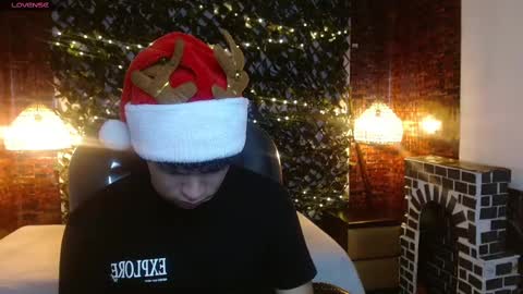 BENJAMIN online show from December 2024 07:31:02 PM