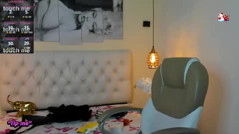 BENJAMIN online show from December 2024 10:45:01 PM