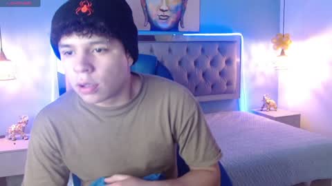 BENJAMIN online show from January 2025 10:45:02 PM