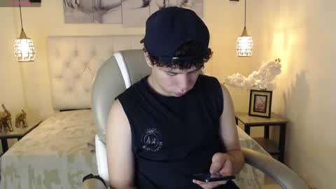 BENJAMIN online show from January 2025 07:43:01 PM