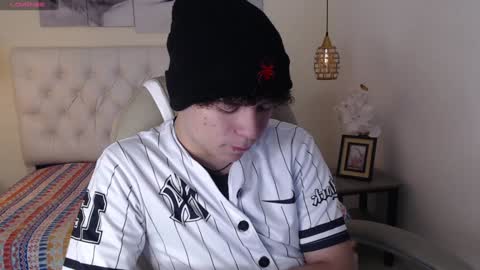 BENJAMIN online show from January 2025 07:49:02 PM