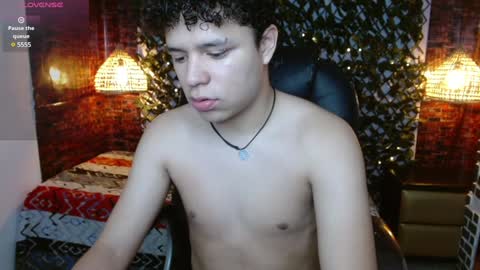 BENJAMIN online show from February 2025 08:35:02 PM