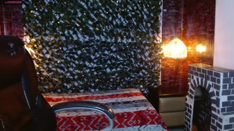 BENJAMIN online show from February 2025 07:40:02 PM