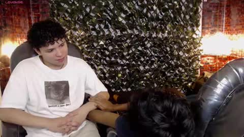 BENJAMIN online show from February 2025 08:10:01 PM