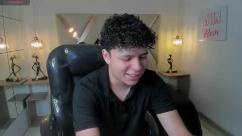 BENJAMIN online show from October 2025 08:42:01 PM