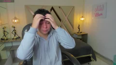 BENJAMIN online show from October 2025 08:14:02 PM