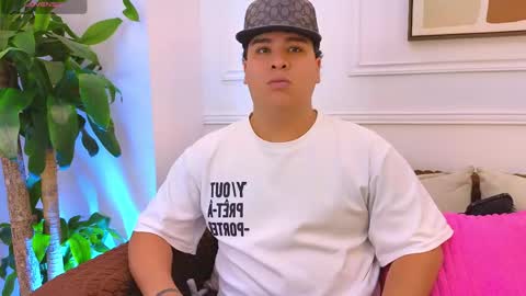 bennett_alejoo online show from May 2026 07:07:01 PM