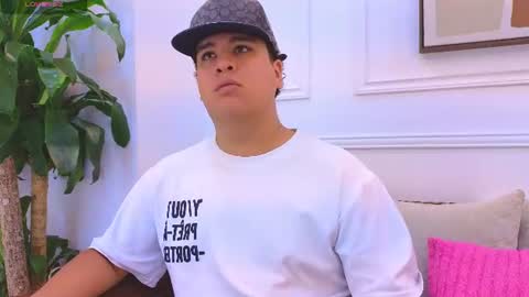 bennett_alejoo online show from June 2026 06:31:02 PM