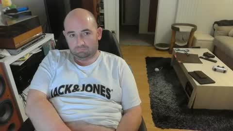 Snapshot of bennn54 chatting on December 2024 05:35:02 PM Ben online show from December 2024 05:35:02 PM