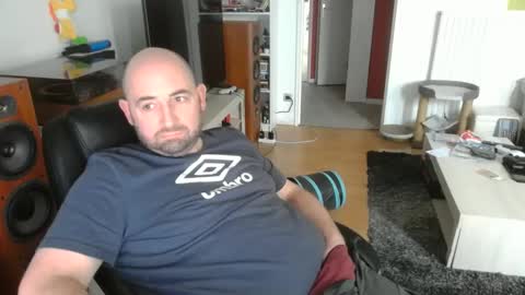 Snapshot of bennn54 chatting on December 2024 11:44:01 AM Ben online show from December 2024 11:44:01 AM