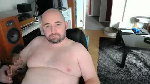 Snapshot of bennn54 chatting on October 2025 10:24:01 AM Ben online show from October 2025 10:24:01 AM