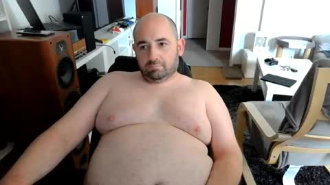 Snapshot of bennn54 chatting on July 2026 09:35:02 AM Ben online show from July 2026 09:35:02 AM