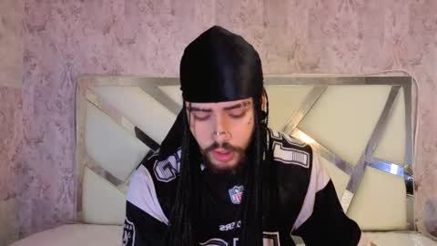 Snapshot of benny_and_mark chatting on February 2026 04:11:01 AM Benny and Mark online show from February 2026 04:11:01 AM