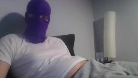 bennybueno online show from April 2026 04:15:02 AM