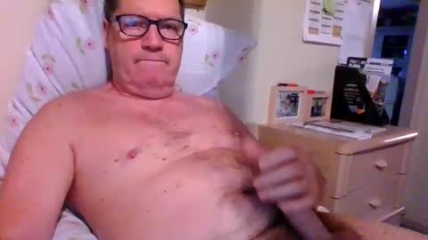 Snapshot of bennybutterfly007 chatting on December 2024 09:12:02 AM bennybutterfly007 online show from December 2024 09:12:02 AM