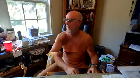 benstrokinit2 online show from October 2025 06:28:02 PM