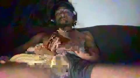 Snapshot of bentley_pov chatting on April 2026 06:30:01 AM bentley_pov online show from April 2026 06:30:01 AM