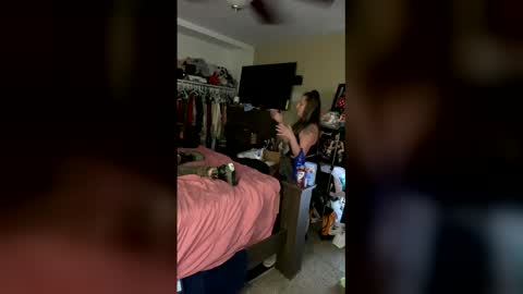 Snapshot of bentleyyjames007 chatting on December 2025 02:35:01 PM bentleyyjames007 online show from December 2025 02:35:01 PM