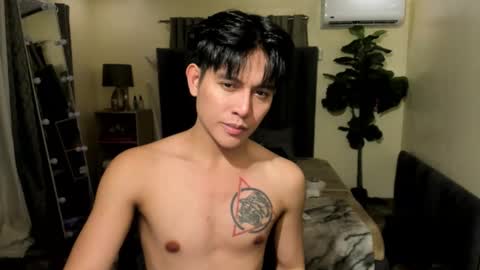 Snapshot of bentlyfuck chatting on December 2025 06:15:01 PM bentlyfuck online show from December 2025 06:15:01 PM