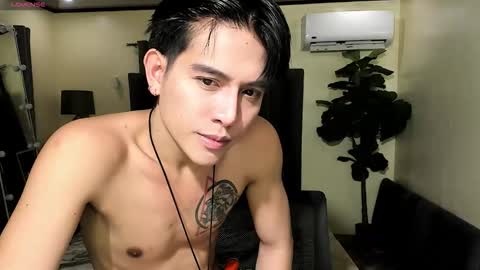 Snapshot of bentlyfuck chatting on January 2026 03:11:02 AM bentlyfuck online show from January 2026 03:11:02 AM