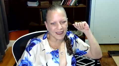 Snapshot of bentmountain chatting on March 2026 01:35:02 AM DeniseDavid online show from March 2026 01:35:02 AM