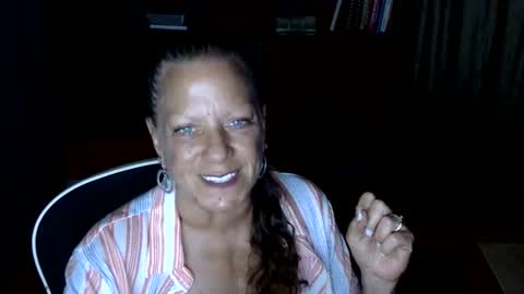 Snapshot of bentmountain chatting on April 2026 02:09:01 AM DeniseDavid online show from April 2026 02:09:01 AM