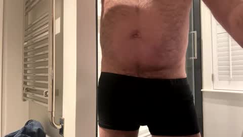 benz10001 online show from December 2025 03:57:01 AM