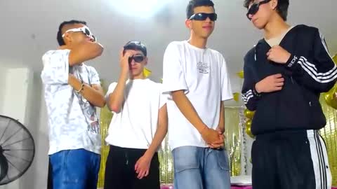 benz boys online show from February 2025 12:10:02 PM