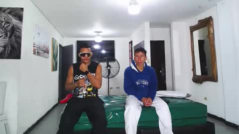 benz boys online show from October 2025 12:03:01 PM