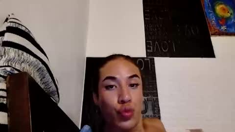 berenice_i online show from May 2026 12:59:02 AM
