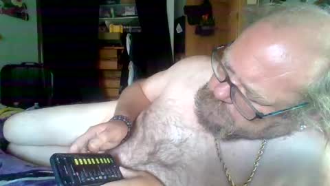 bergeeric1970 online show from September 2025 01:33:02 PM