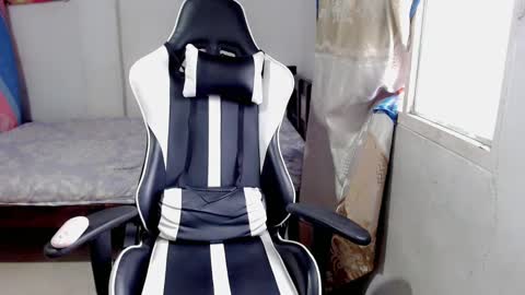 Bergon77 online show from February 2025 06:41:01 PM