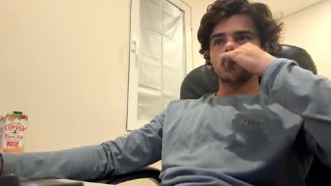 Snapshot of berltex chatting on November 2025 01:17:02 AM Berltex online show from November 2025 01:17:02 AM