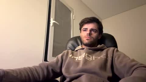 Snapshot of berltex chatting on December 2025 05:24:02 AM Berltex online show from December 2025 05:24:02 AM