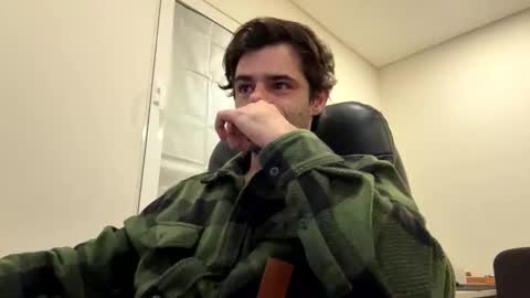 Snapshot of berltex chatting on January 2026 03:34:01 AM Berltex online show from January 2026 03:34:01 AM