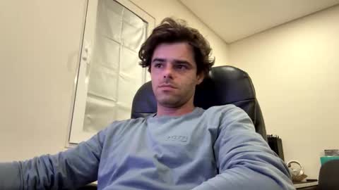 Snapshot of berltex chatting on February 2026 04:10:02 AM Berltex online show from February 2026 04:10:02 AM