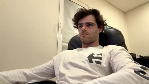 Snapshot of berltex chatting on February 2026 01:03:02 AM Berltex online show from February 2026 01:03:02 AM