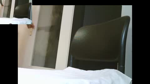 Snapshot of bernardo1968 chatting on January 2025 02:41:01 AM bernardo1968 online show from January 2025 02:41:01 AM