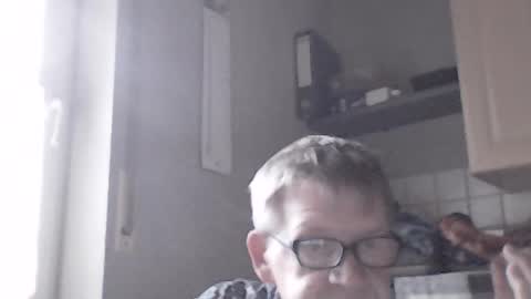 bernie6004 online show from July 2026 07:05:01 PM