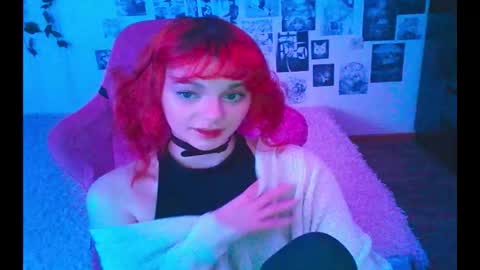 Snapshot of berriekitten chatting on February 2026 08:51:01 AM BerrieKitten online show from February 2026 08:51:01 AM