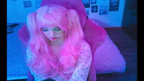 Snapshot of berriekitten chatting on March 2026 07:21:02 PM BerrieKitten online show from March 2026 07:21:02 PM