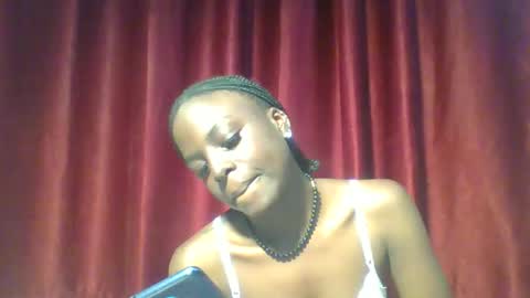 Juicey online show from October 2025 05:44:02 PM