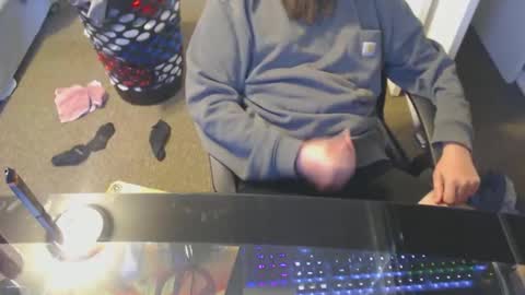 Snapshot of best_kept_secret23 chatting on December 2025 08:39:01 PM Best Kept Secret23 online show from December 2025 08:39:01 PM