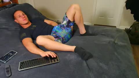 Snapshot of bestcockhere chatting on January 2025 12:28:02 AM twitter zack1fisher online show from January 2025 12:28:02 AM