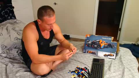 Snapshot of bestcockhere chatting on February 2025 01:56:01 AM twitter zack1fisher online show from February 2025 01:56:01 AM