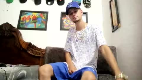 Andres online show from February 2025 10:53:01 PM
