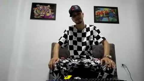 Andres online show from March 2025 10:45:02 PM
